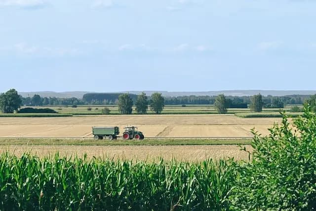 7 caractéristiques essentielles d'une remorque agricole de qualité