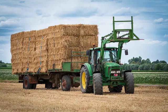 Tout savoir sur les remorques agricoles à benne basculante
