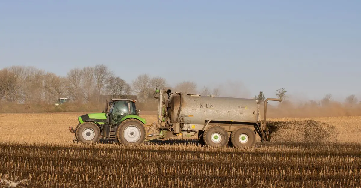 Les avantages des remorques agricoles à benne pour votre exploitation