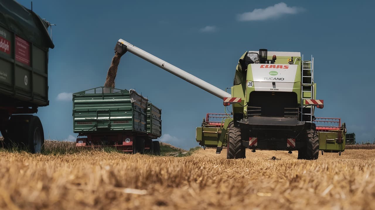 Les critères essentiels pour bien choisir votre remorque agricole
